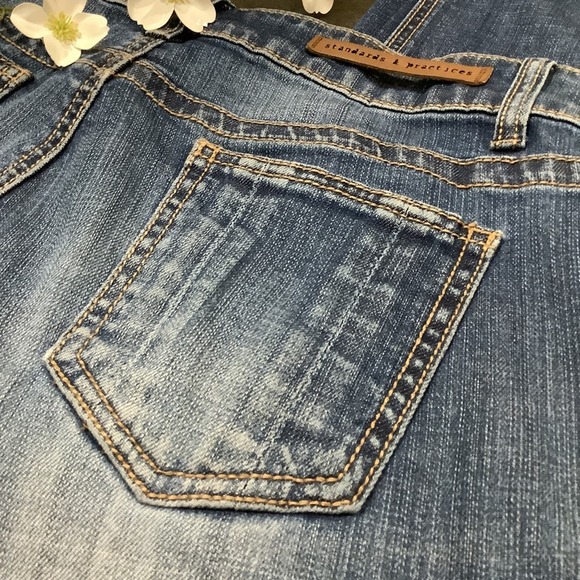 Standards & Practices Ripped Straight Leg Jeans Medium Wash Distressed Crinkle - Picture 9 of 16